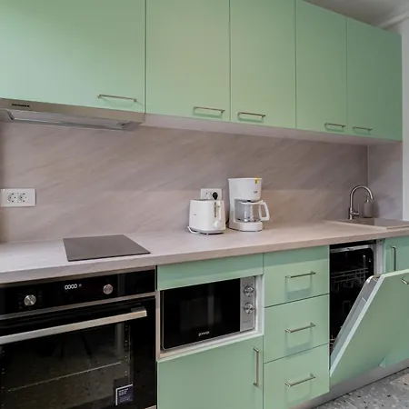 Bellona Near Ior Park * Bucharest