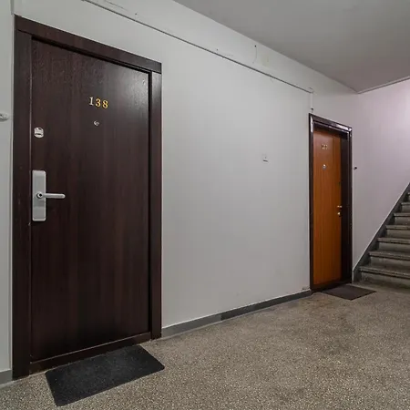 Bellona Near Ior Park Apartamento *